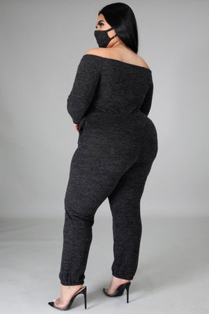 Show Off-Black (Plus Size)